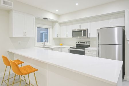 For Lease - 233 Watson Avenue Unit# 404, Windsor, Ontario - Photo 5