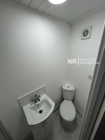 Detached house to rent - Photo 3