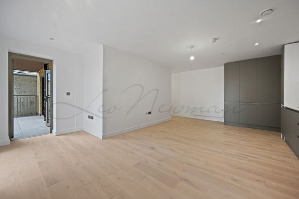 Caroline Street, Limehouse, E1 - Photo 1