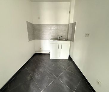 Location Appartement 1 pièce 28m² - Photo 2