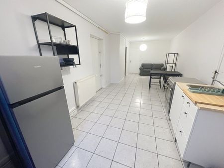 Appartement À Louer 2 Pièces , 36 M² - Photo 4