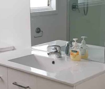 Semi Furnished Studio - Photo 2