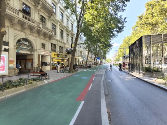 Charmante 2-Zimmer-Wohnung in absoluter Hofruhelage – 1020 Wien, Czerningasse - U1 Nestroyplatz - Photo 1