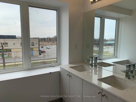 For Lease - 12 Baker Hill Boulevard, Whitchurch-Stouffville, Ontario - Photo 3