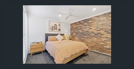 2 Bedroom Delightful Duplex - Photo 3