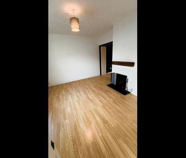 2 Bed Terraced House, Lowlis Close, BS10 - Photo 5