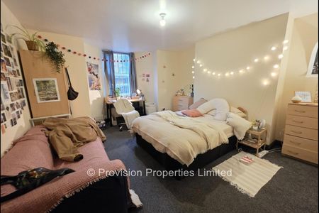 7 bedroom student house Hyde Park - Photo 4