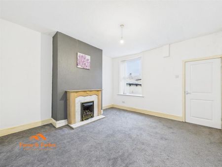 2 bedroom terraced house to rent - Photo 3