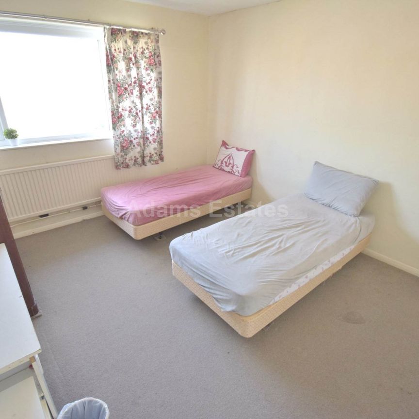 Nelson Terrace, Reading - Photo 1