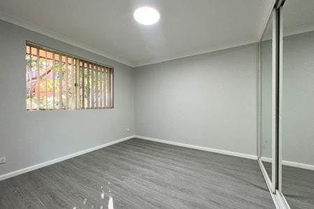 8/42-44 Illawarra Street, - Photo 4