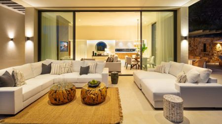 Villa Cardero, Luxury Villa to Rent in Nueva Andalucia, Marbella - Photo 4