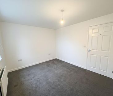 2 bedroom semi-detached bungalow to rent - Photo 5