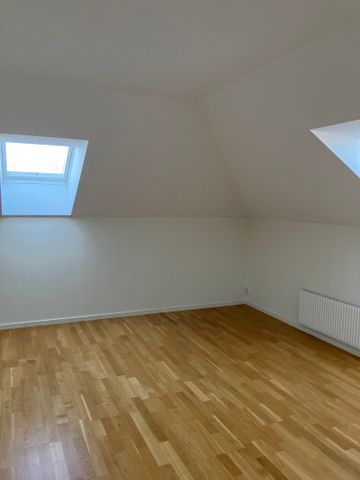 Bjäregatan 9 - Photo 2