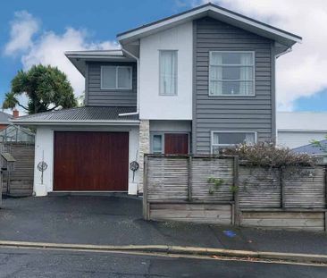 Glorious on Glenpark - Photo 2