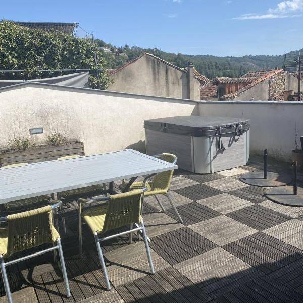 Location maison de ville 5 pièces 152 m² à Villefranche-de-Rouergue (12200) - Photo 1