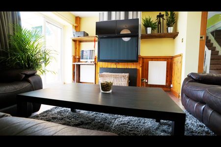 5 Bed Semi-Detached House, Snowdon Road, BS16 - Photo 2