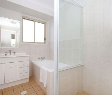 10 McKerrow Crescent, Goodna QLD 4300 - House For Rent | Domain - Photo 4