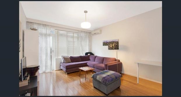 GROUND FLOOR WITH MODERN TOUCH AND WATER INCLUDED - Photo 1