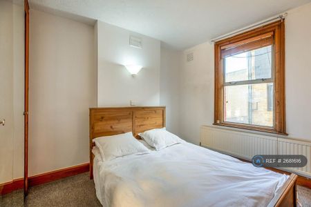 1 bedroom flat to rent - Photo 4