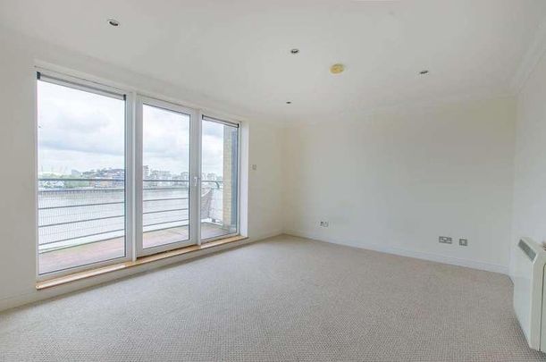 Stretton Mansions, Greenwich, SE8 - Photo 1