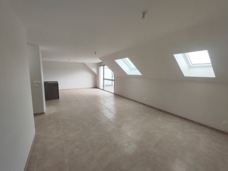 Location Appartement 3 pièces 101m² BEAUNE 21200 - Photo 2