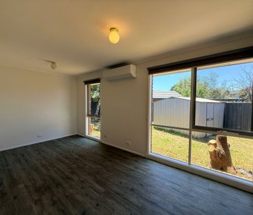 8 Greenhill Rise, Hampton Park VIC - Photo 3