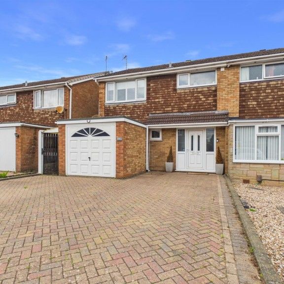 3 BED Semi-detached house To rent - Photo 1