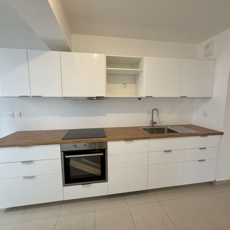 Location Appartement 3 pièces 70m² BORDEAUX 33800 - Photo 1