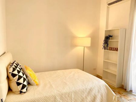 Via Caduti di Cefalonia, Florence, Tuscany 50127 - Photo 2