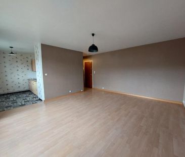 Location Appartement 1 pièce 35m² DEVILLE LES ROUEN 76250 - Photo 2