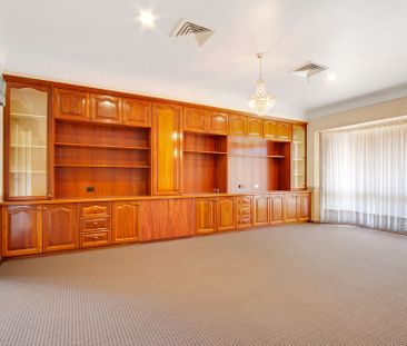 3 Bedroom Family home on Large block! - Photo 3