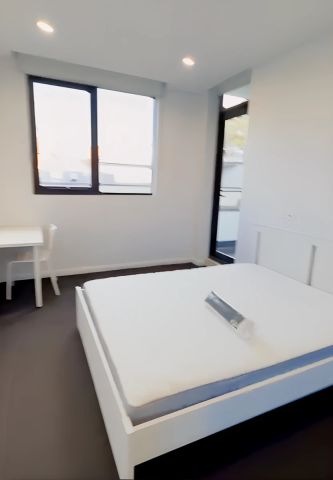 3 bed 2 bath-single room - Photo 2