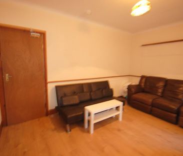 5 bedroom detached house to rent - Photo 1