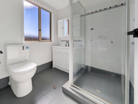 Modern Comfort in a Peaceful Lake Haven Cul-de-Sac - Photo 5