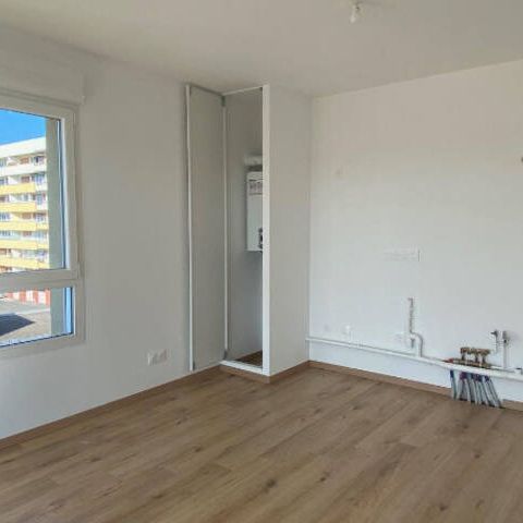 METZ DEVANT LES PONTS-F3 - RESIDENCE NEUVE - BALCON - PARKING - Photo 1