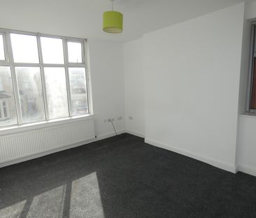 Palatine Road F2 - Photo 2