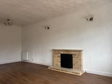 2 bedroom bungalow to rent - Photo 2