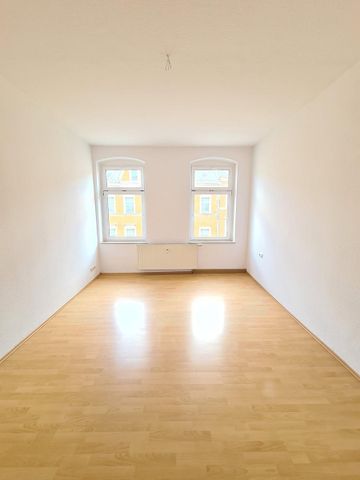 Charmante 3-Zimmer-Wohnung in Chemnitz mit Balkon - Photo 2