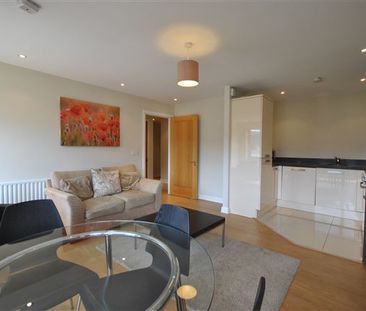 Apartment 8 , Newtown Hall, Hazelbrook Square, Churchtown, Dublin 14 - Photo 6