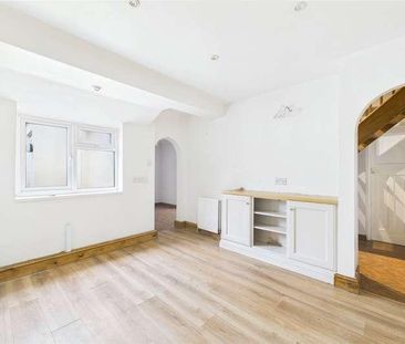 Westfield Road, Winnersh, Wokingham, Berkshire, RG41 - Photo 1