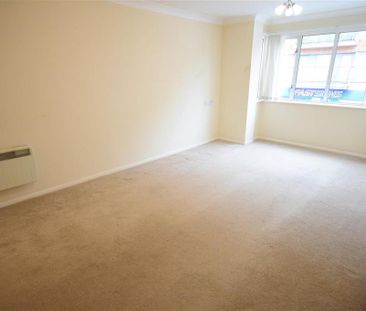 1 bedroom retirement property to rent - Photo 2