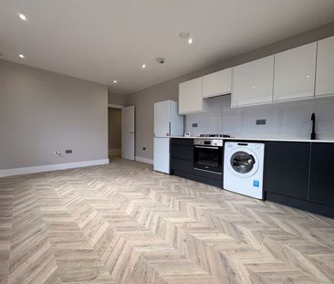 Fishponds Road, Wokingham - Photo 4