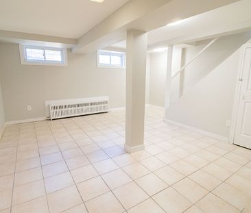 **BEAUTIFUL** 2 BEDROOM APARTMENT IN ST.CATHARINES!! - Photo 2