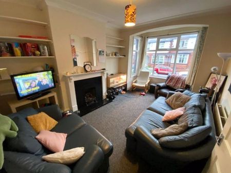 4 bedroom house to rent - Photo 2