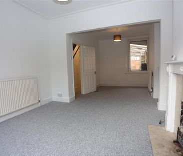 4 bedroom house to rent - Photo 2