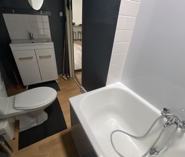 Location Appartement 2 pièces 46m² RODEZ 12000 - Photo 6