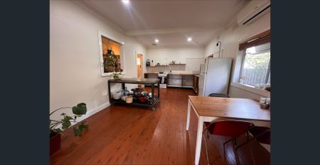 THREE BEDROOM HOME IN SOUTH DUBBO - Photo 3