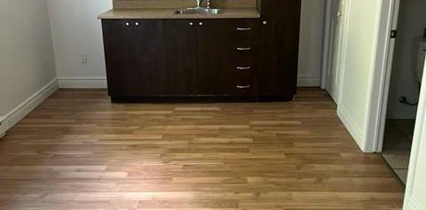 Superbe semi-détaché 6 1/2 à louer – Saint-Sauveur - Photo 2