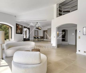 Mougins - Vue dégagée sur les collines et la mer - 5 chambres - Photo 1