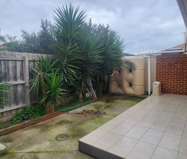 Location & Low Maintenance - Photo 6